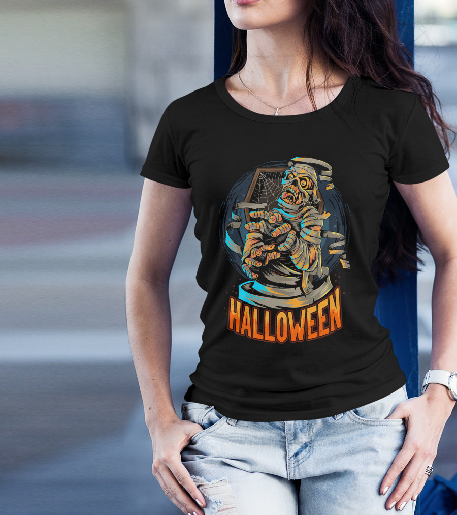 Halloween Scary Mummy With Web And Coffin T-Shirt