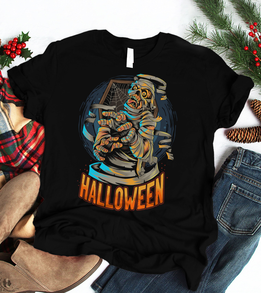 Halloween Scary Mummy With Web And Coffin T-Shirt