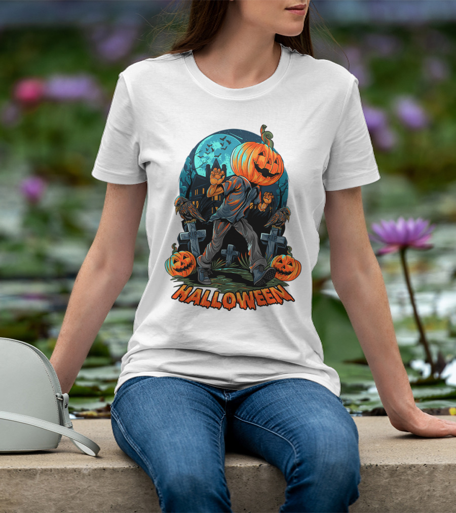 Spooky Halloween Pumpkin Head Costume With Haunted House And Bats T-Shirt