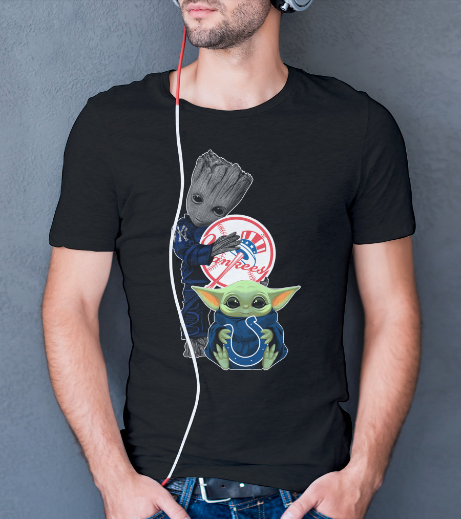 Yankees Groot Holding Baseball With Colts Baby Yoda T-Shirt