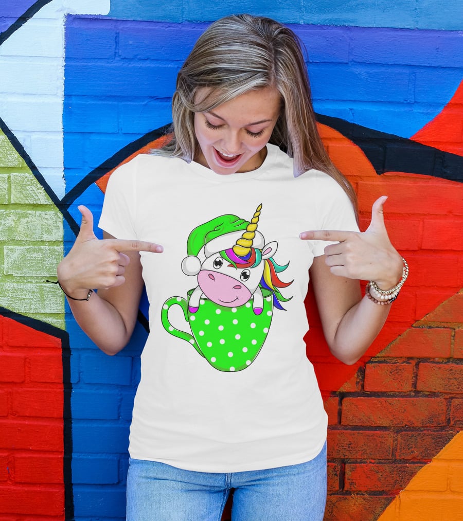 Funny Christmas Unicorn In Santa Hat With Green Polka Dot Cup T-Shirt