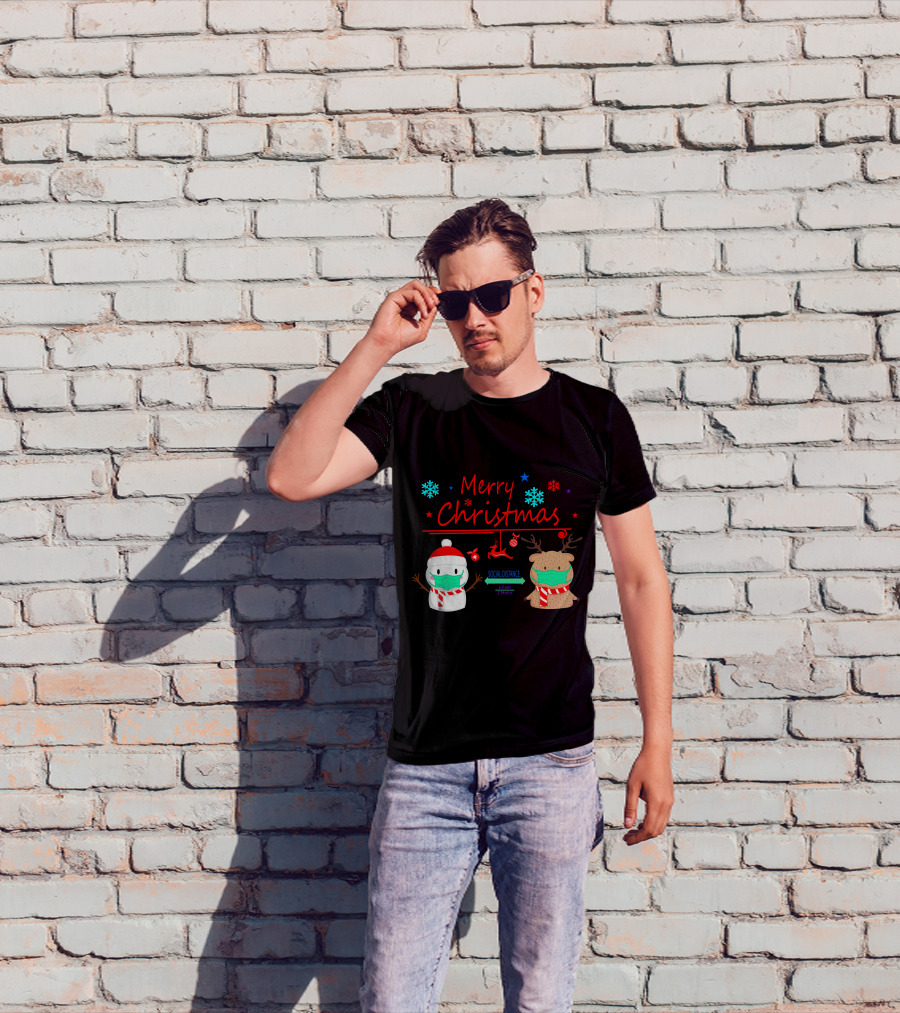 Merry Christmas Social Distance Snowman And Reindeer With Masks T-Shirt