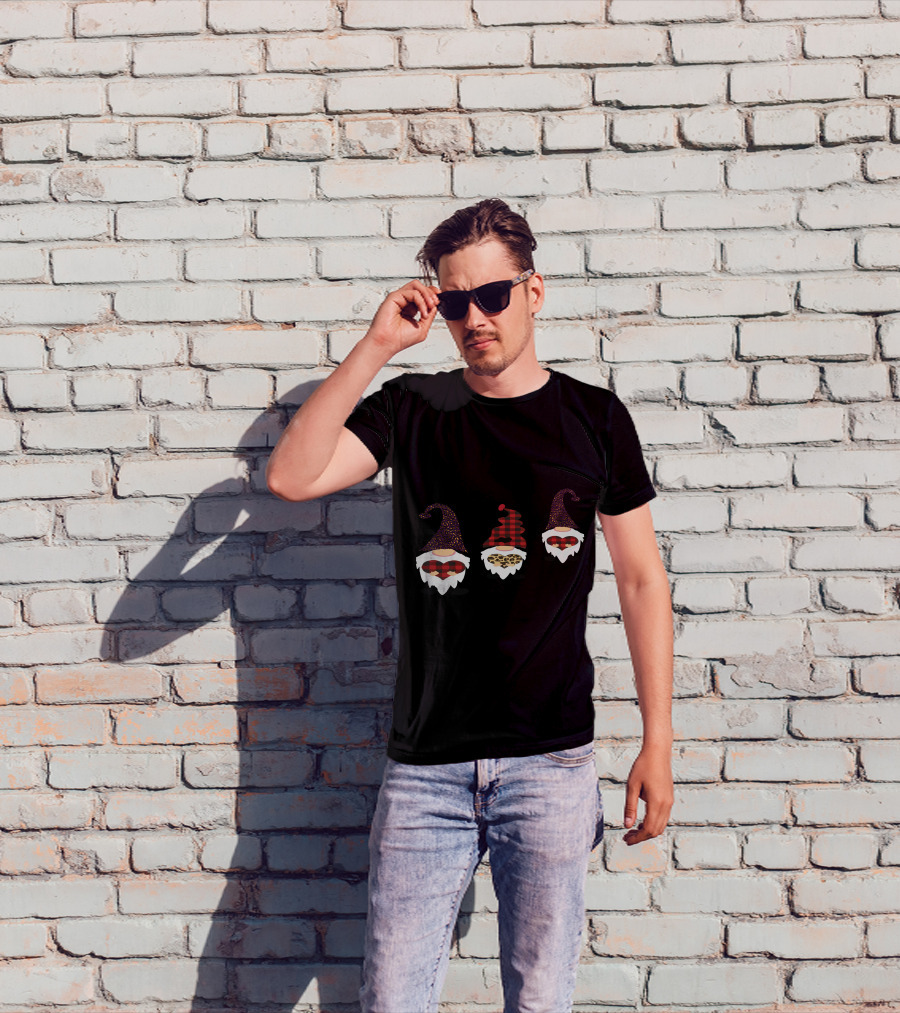 Valentine's Day Love Gnomes With Plaid And Leopard Hearts T-Shirt