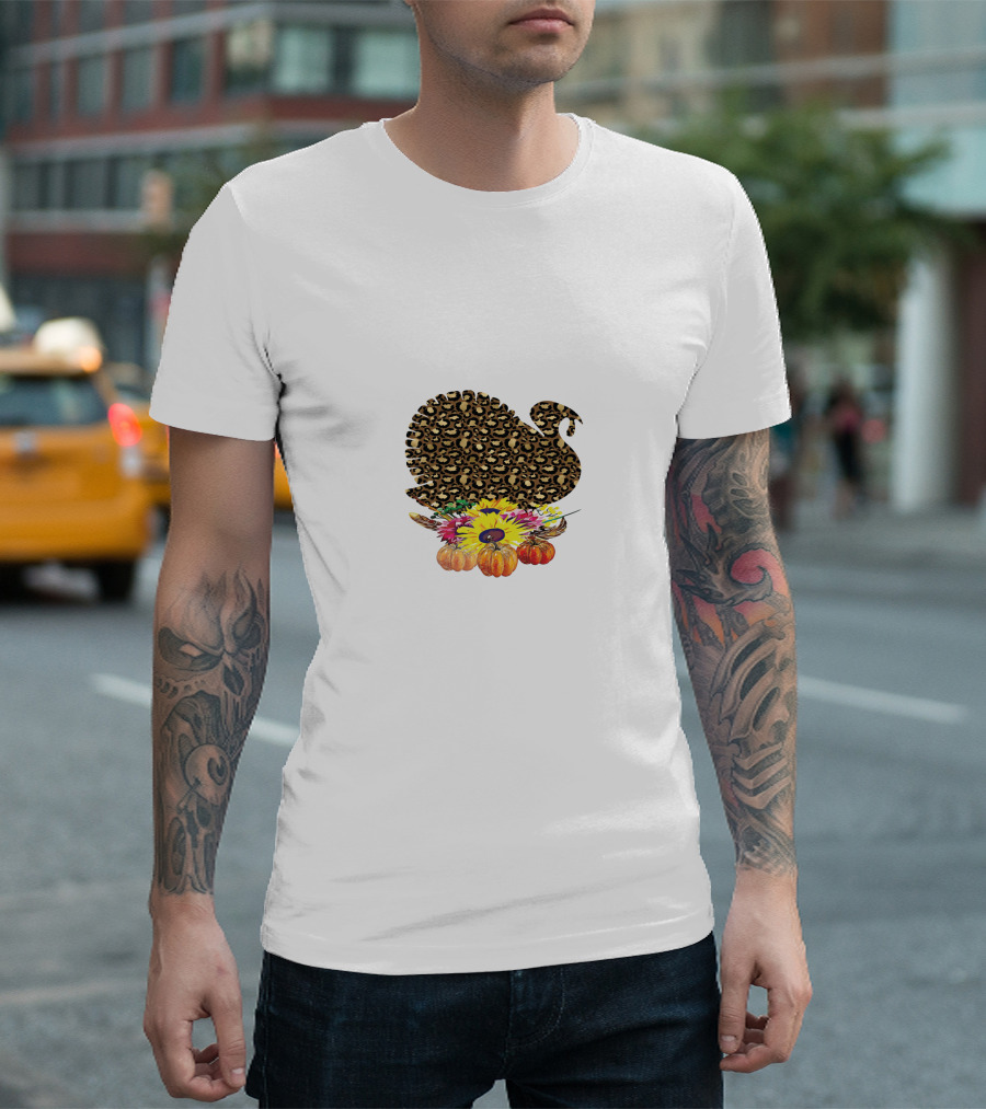 Leopard Turkey Thanksgiving With Floral Pumpkin Arrangement T-Shirt