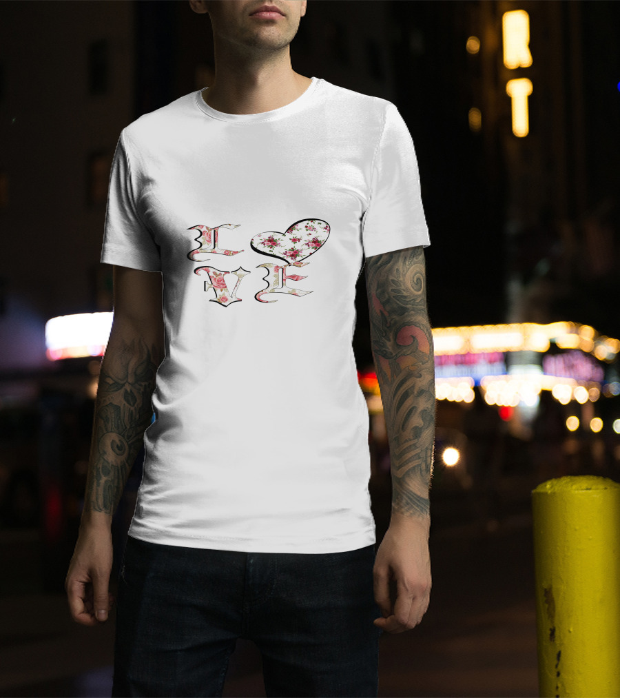 Love Valentines Day Heart Floral Roses T-Shirt