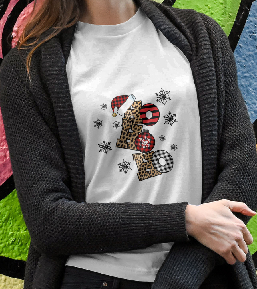 Ho Ho Ho Christmas Leopard Print Santa Snowflakes T-Shirt
