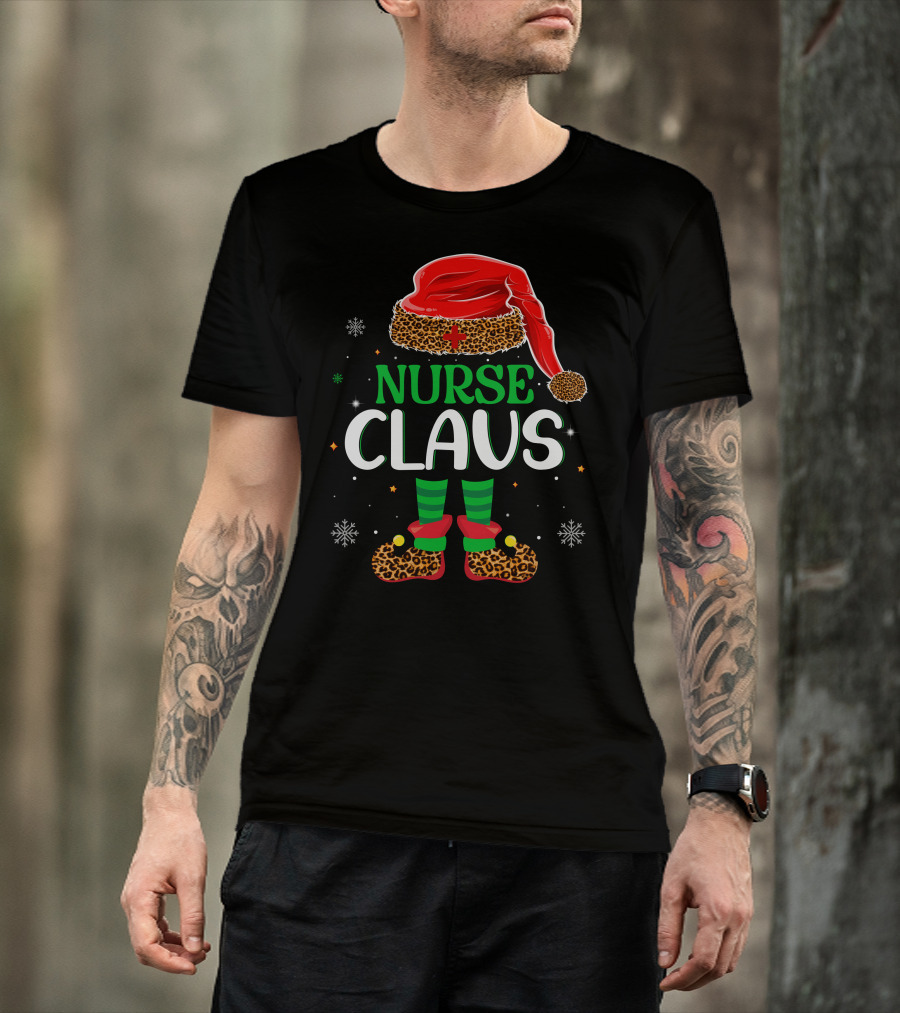 Nurse Claus Christmas Santa Hat Leopard Print Snowflakes T-Shirt