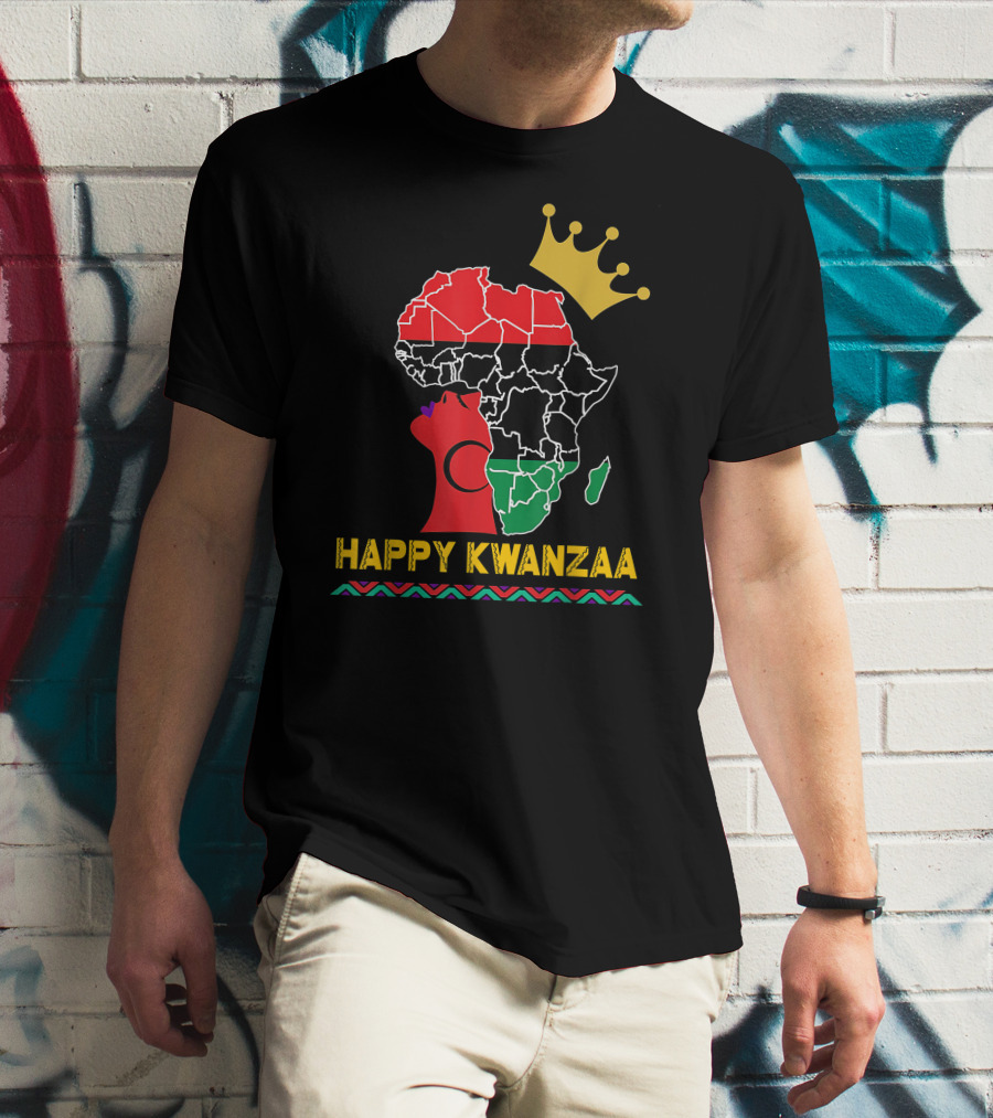 Happy Kwanzaa African Map Black Woman Queen With Crown T-Shirt