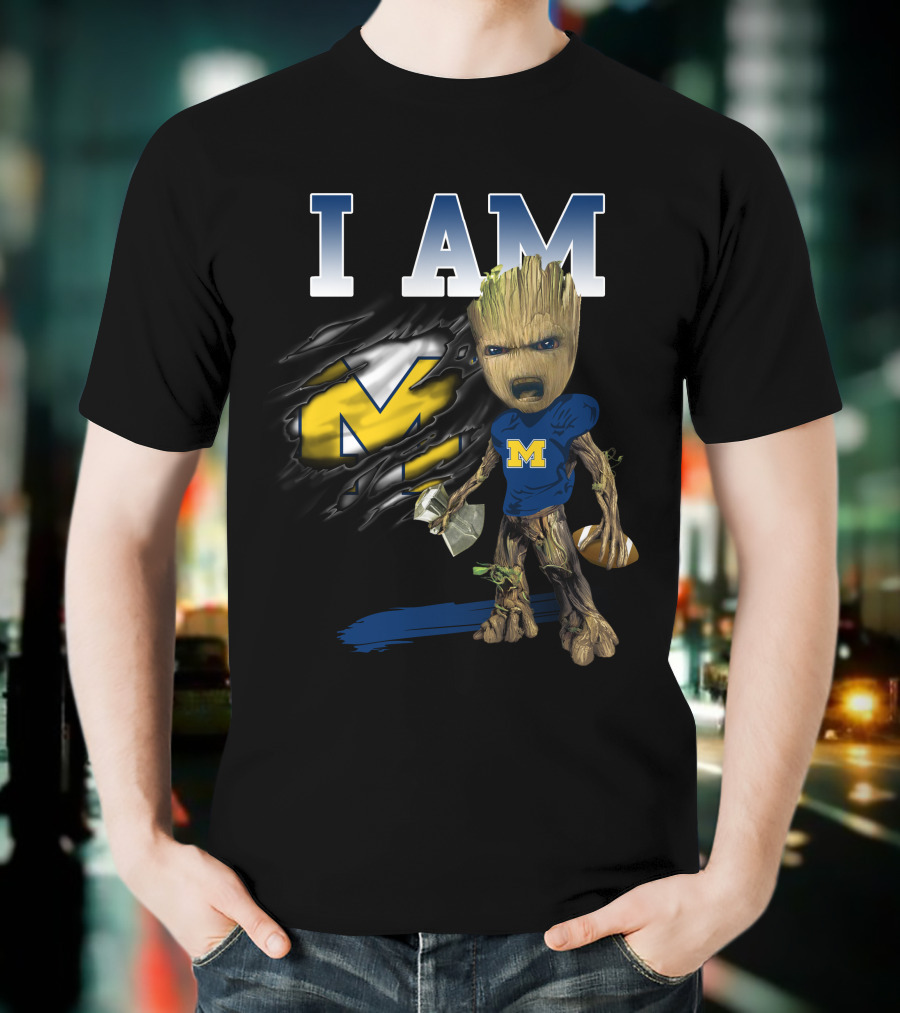 I Am Michigan Groot Football Axe M T-Shirt