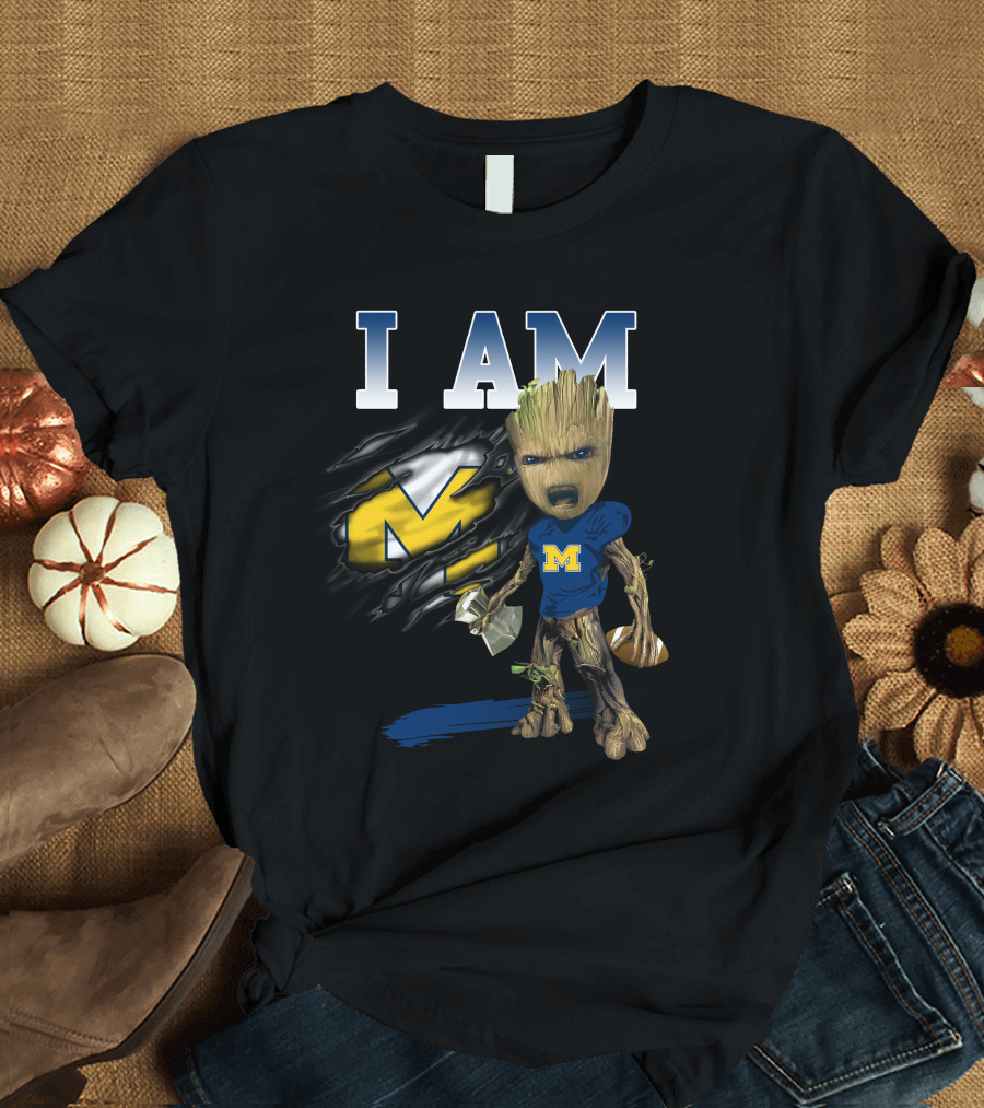 I Am Michigan Groot Football Axe M T-Shirt