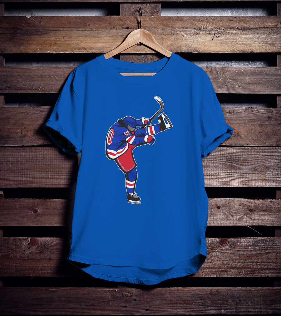 Xanh Bien Hockey Player Kicking Pose Blue Background T-Shirt