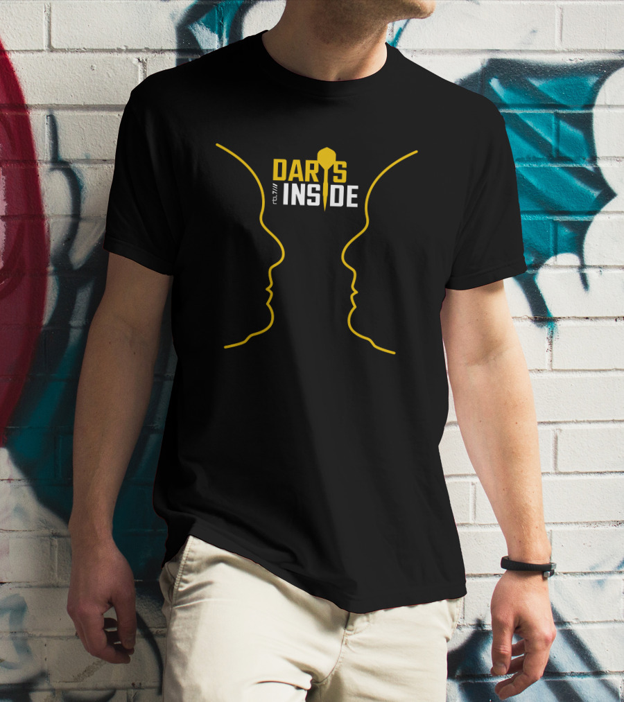 Set Van 4x Darts Inside Retro Style Face T-Shirt
