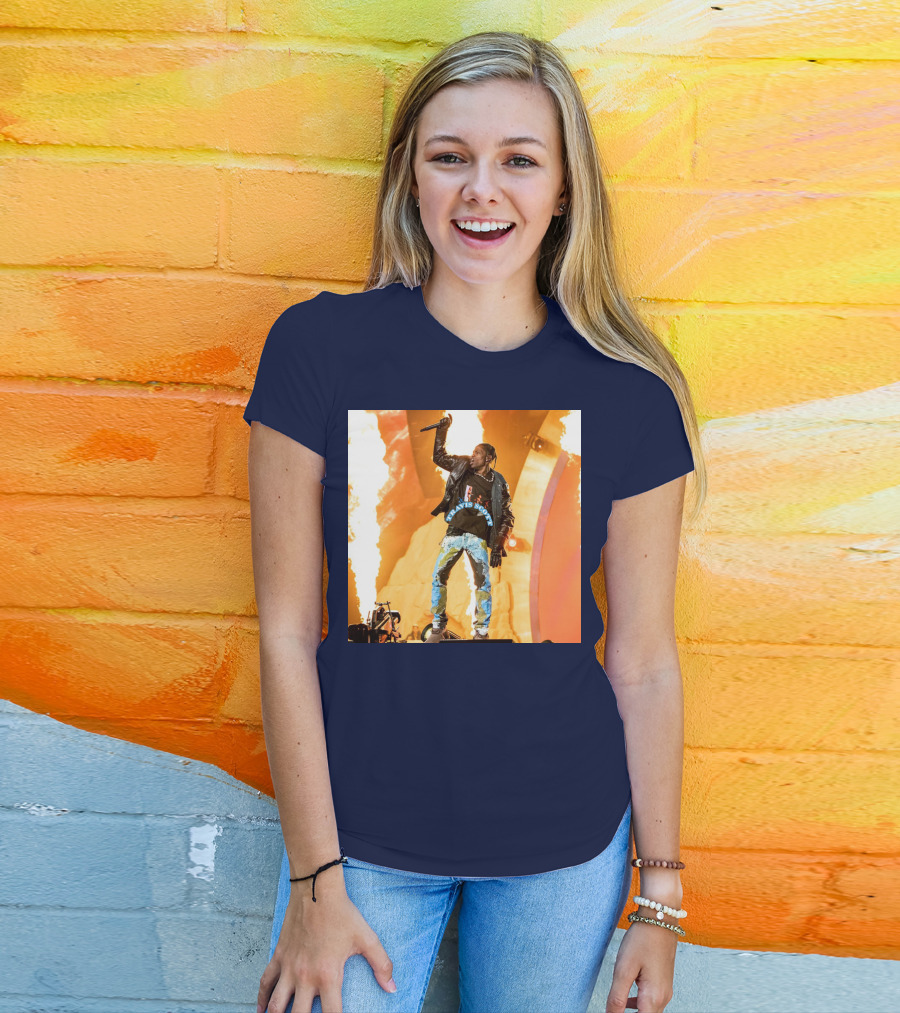 Travis Scott Live Concert Performance With Fire Effects T-Shirt