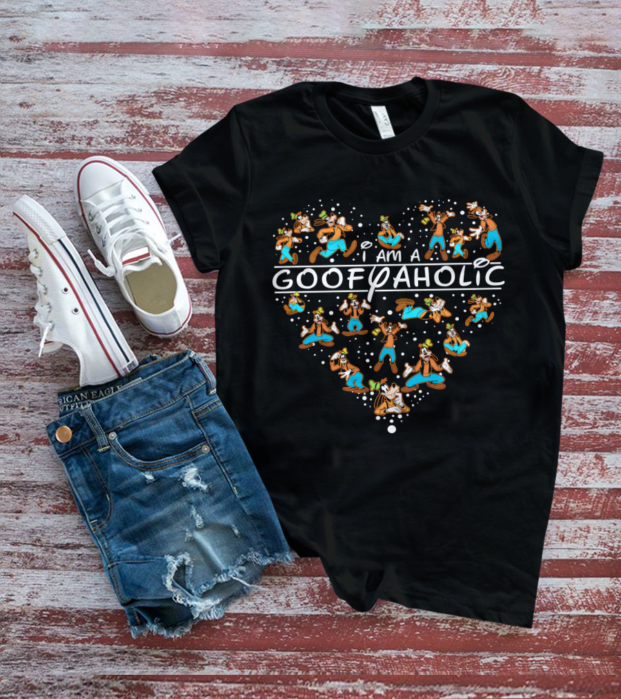 I Am A Goofyaholic Heart Pattern With Disney's Goofy Characters T-Shirt