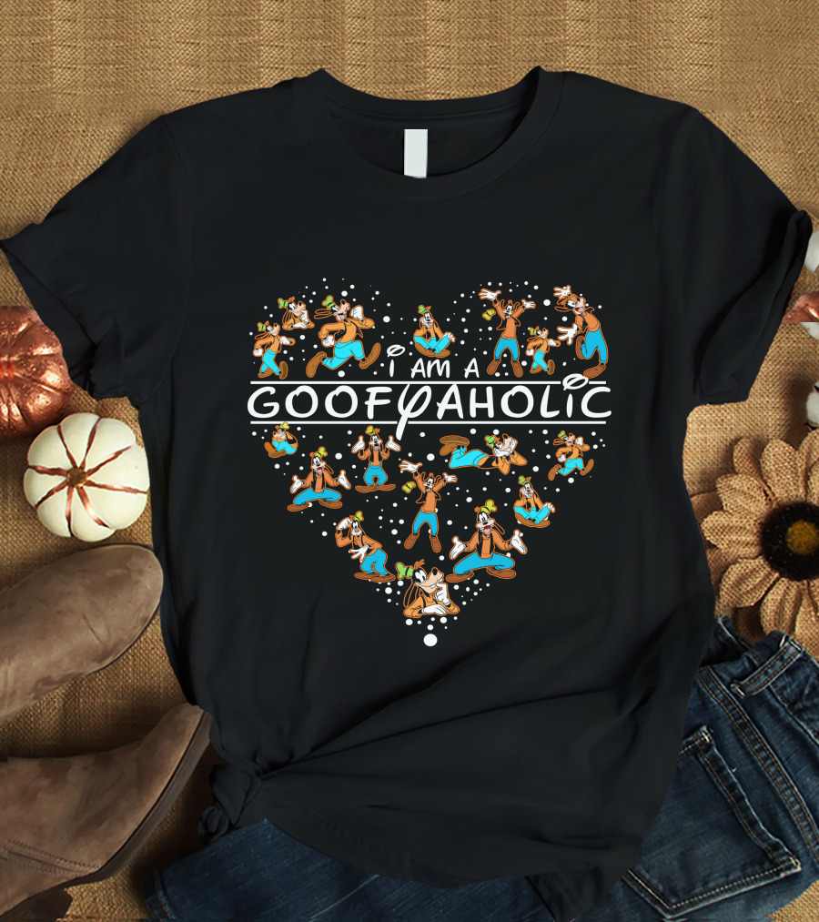 I Am A Goofyaholic Heart Pattern With Disney's Goofy Characters T-Shirt