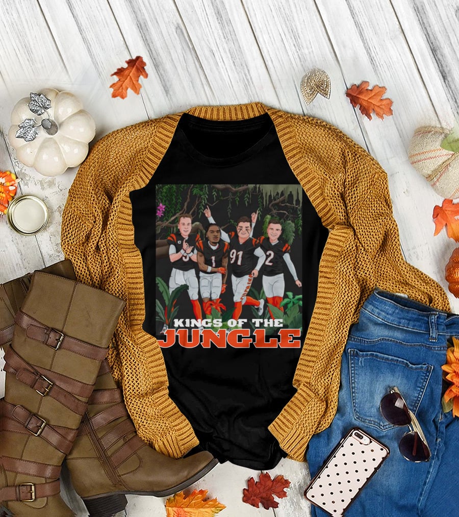 Big Cat Kings Of The Jungle Football Team Players T-Shirt
