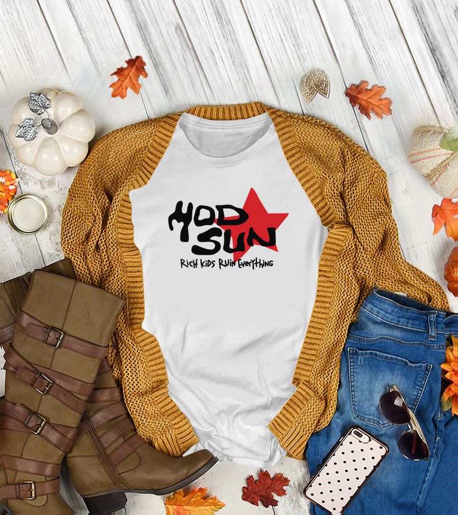 Mod Sun Rich Kids Ruin Everything Red Star T-Shirt