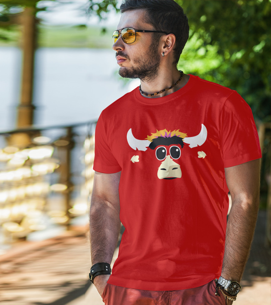 Benny The Bull Obama Chicago Bulls Mascot T-Shirt