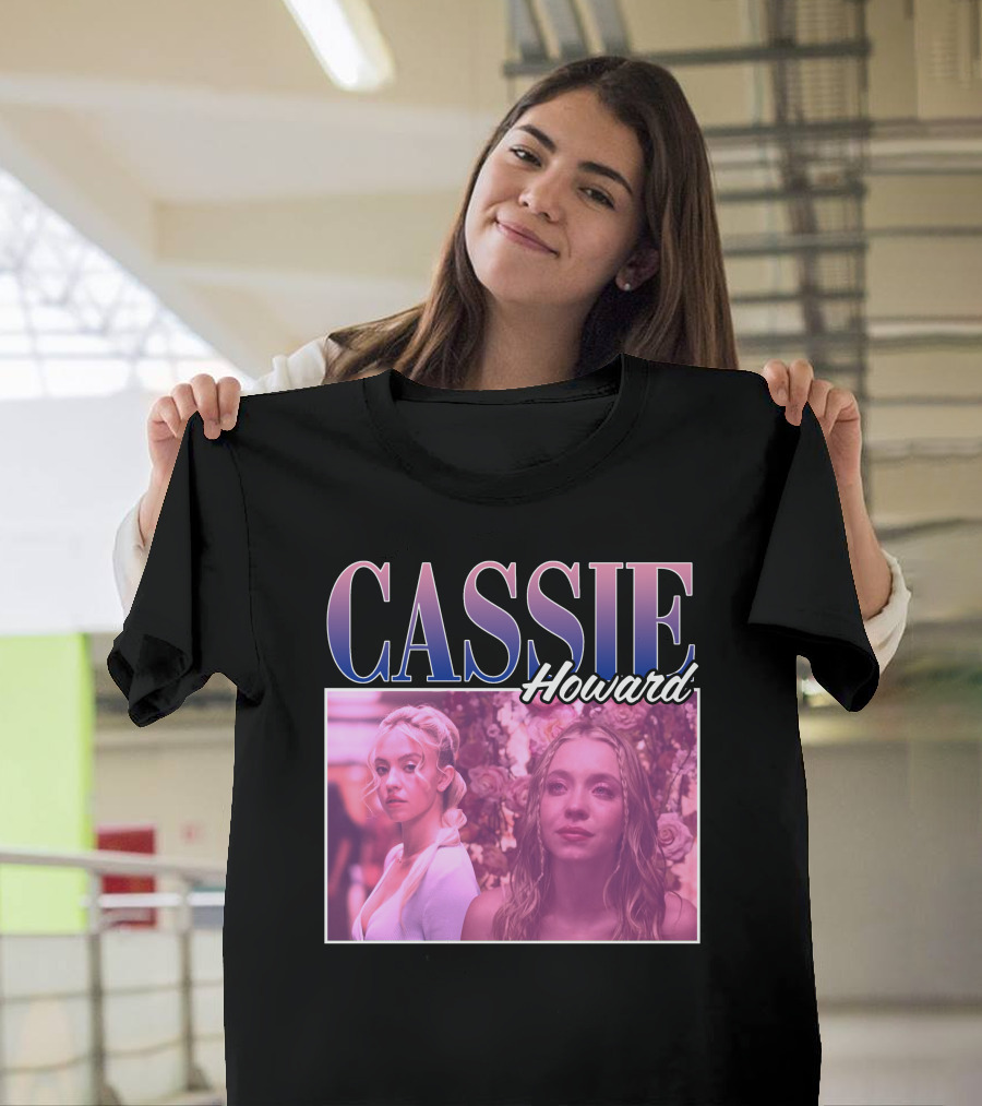 Cassie Howard Euphoria Taylorstoebeans 90s T-Shirt