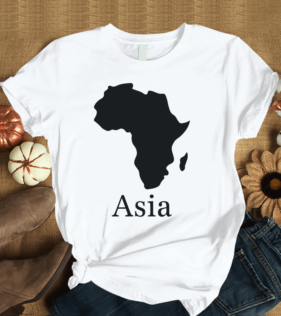 Asia Africa Map Optical Illusion T-Shirt
