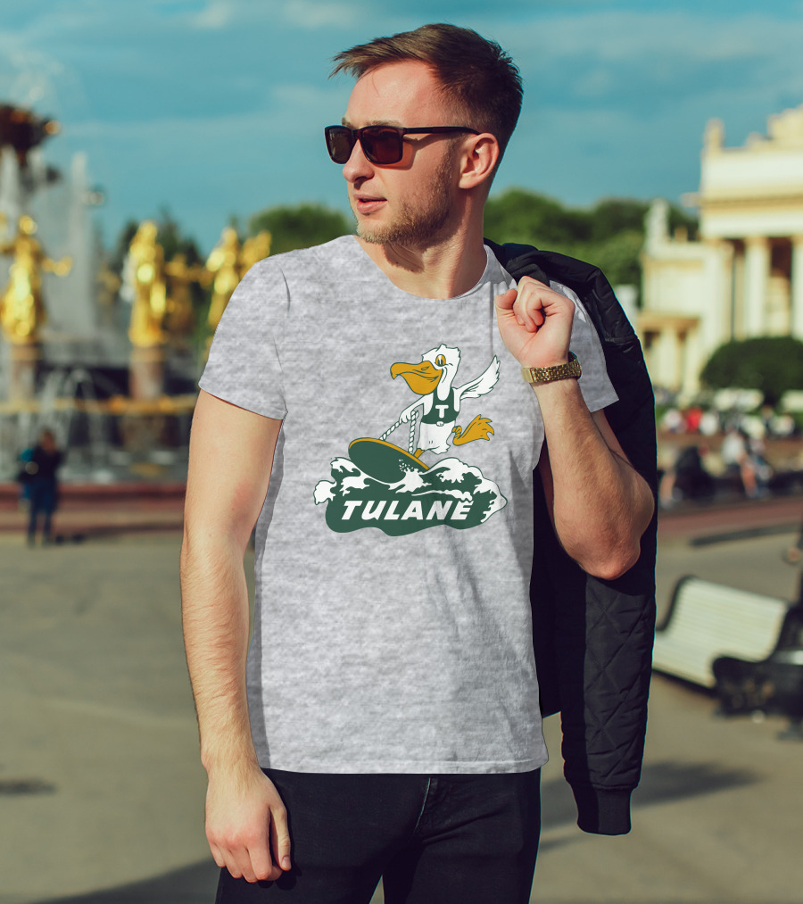 Vintage Tulane Surfing Pelican T-Shirt
