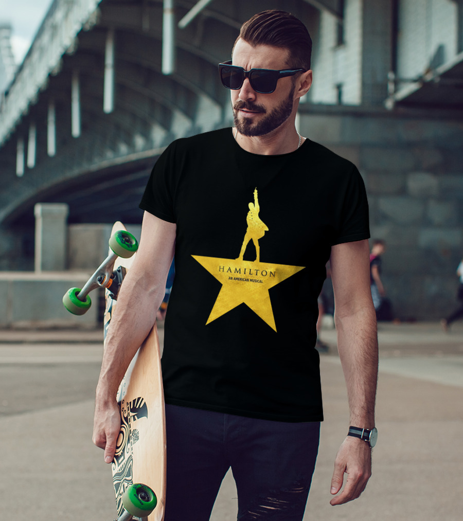 HAMILTON An American Musical Gold Star Icon Logo Standing Figure T-Shirt