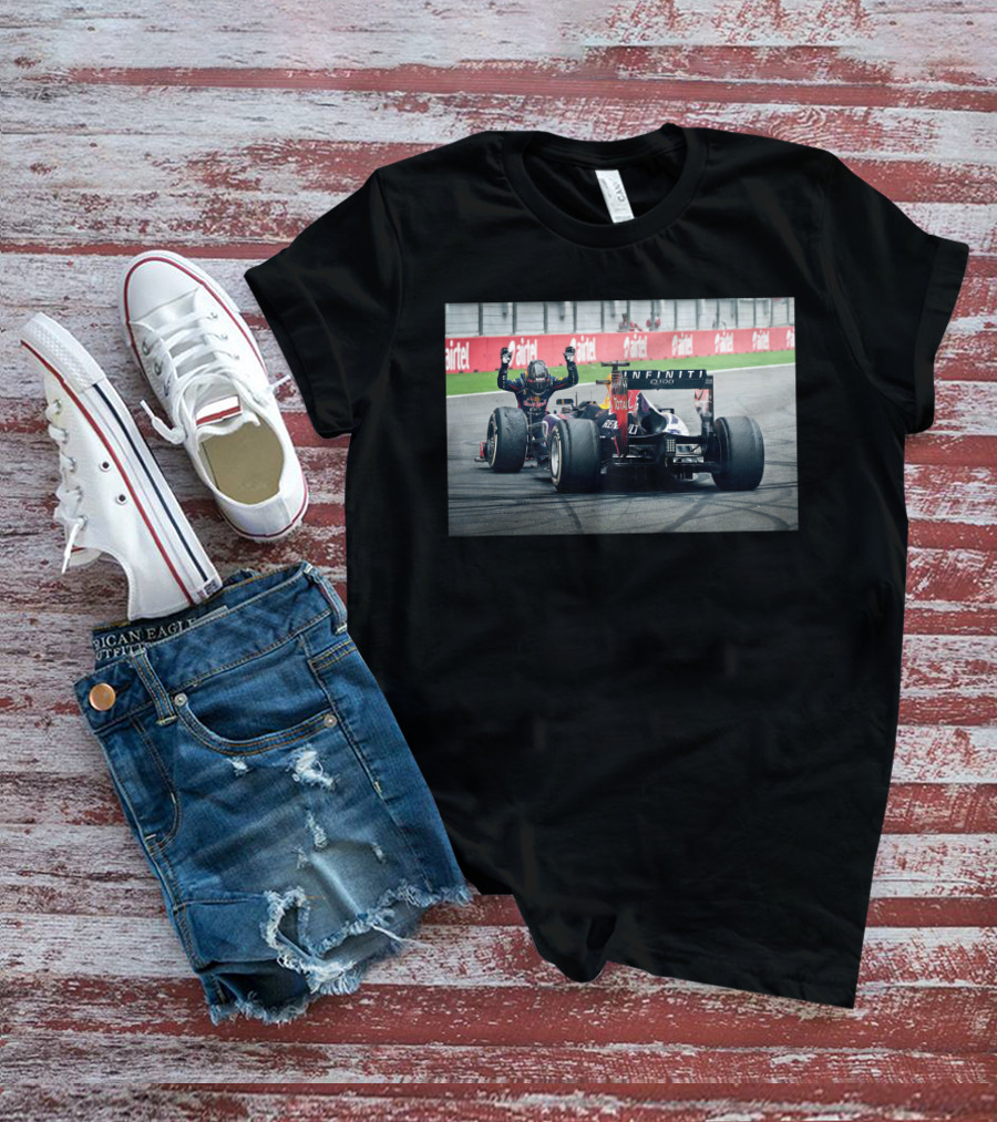 Red Bull Racing Sebastian Vettel Victory Airtel Moment T-Shirt