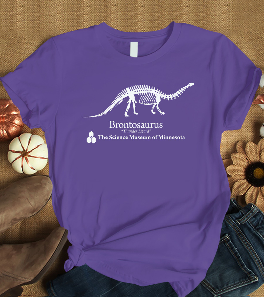 Brontosaurus Thunder Lizard Dinosaur Skeleton The Science Museum Of Minnesota T-Shirt