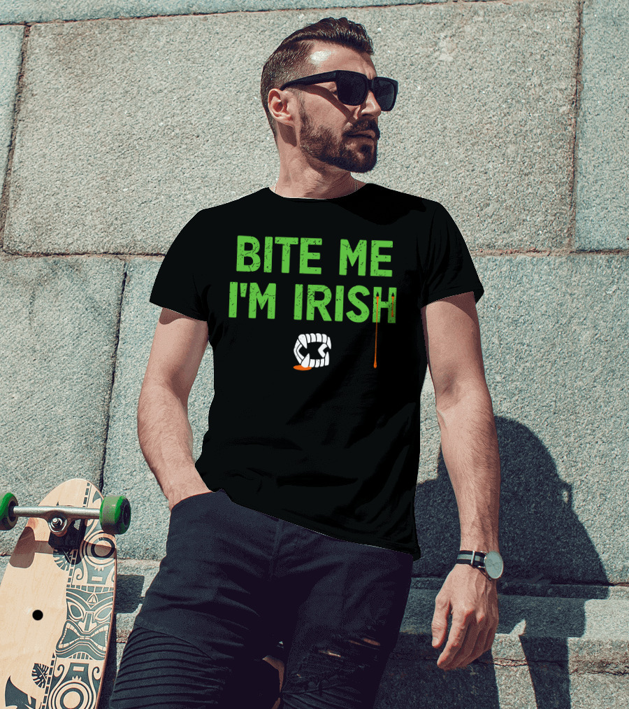 Tizzyent Bite Me I'm Irish With Dripping Blood And Fangs T-Shirt