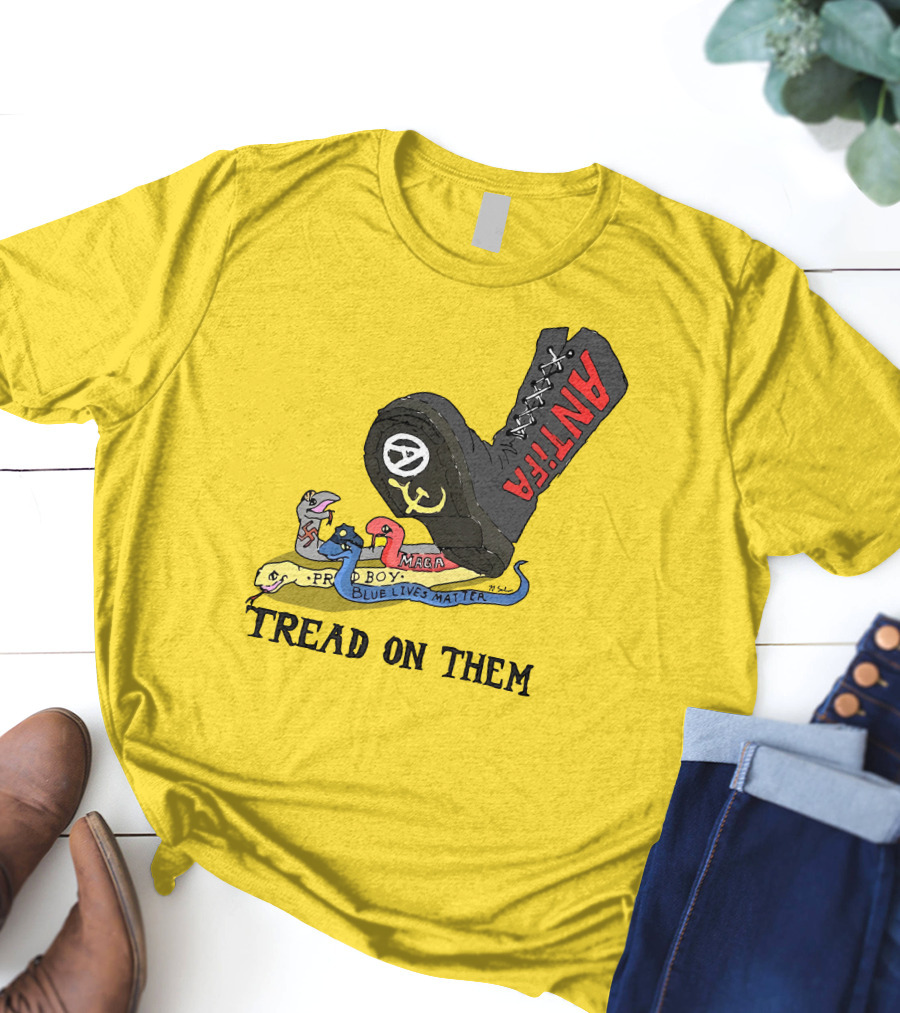 No Gods No Masters Antifa Boot Stomping Tread On Them MAGA Blue Lives Matter Proud Boy T-Shirt