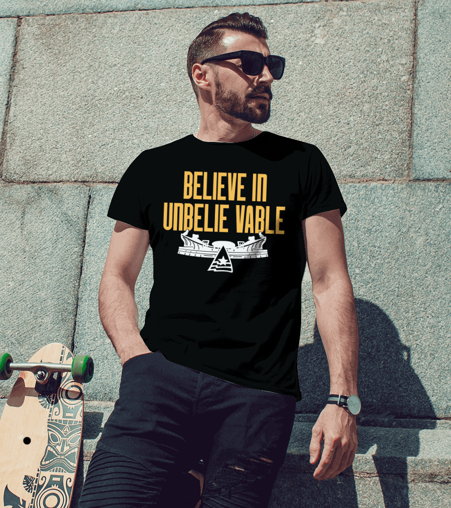 BELIEVE IN UNBELIE VABLE Ship Star Emblem T-Shirt
