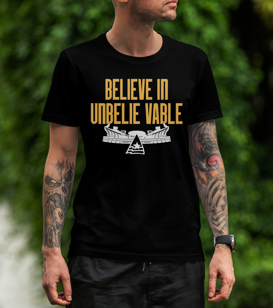 BELIEVE IN UNBELIE VABLE Ship Star Emblem T-Shirt