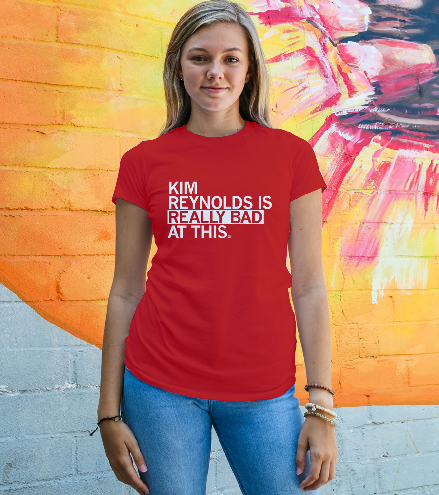 Kim Reynolds Is Really Bad At This T-Shirt