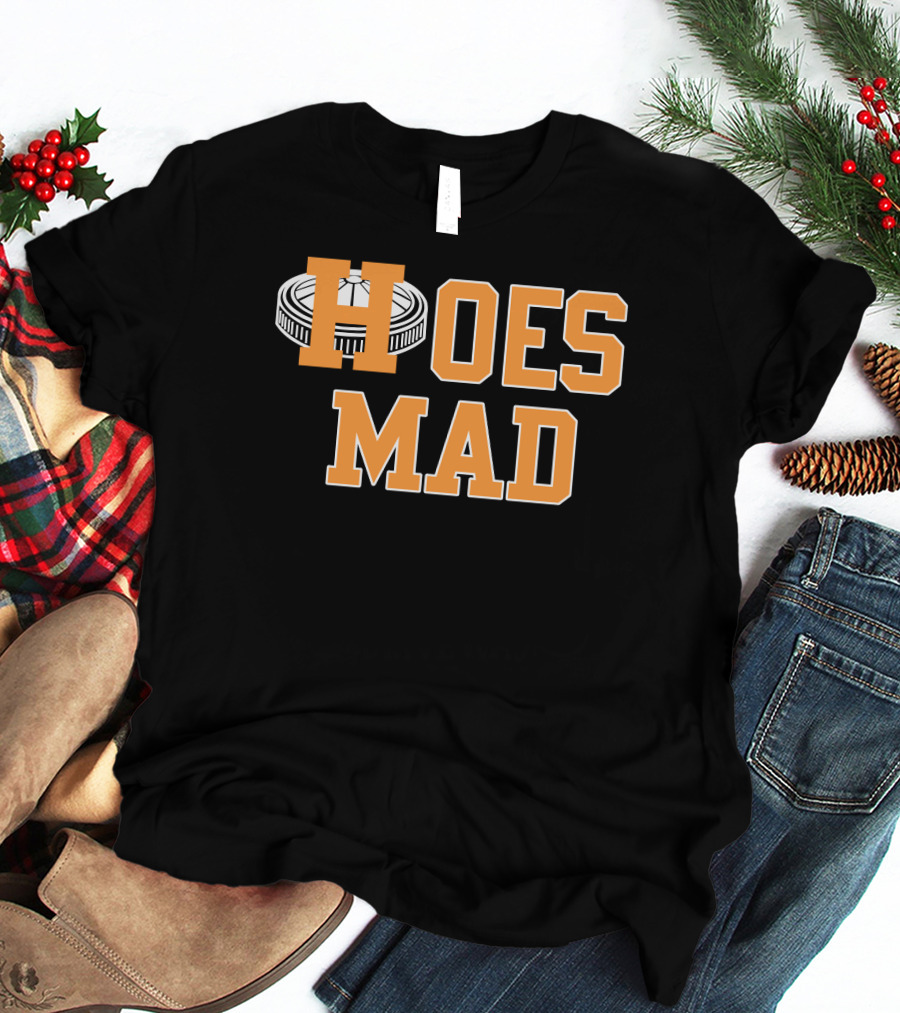 Southern Delicacyltd Hoes Mad Text With Wheel Visual T-Shirt