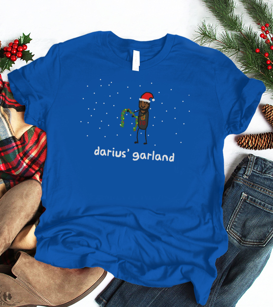 Darius' Garland Santa Hat Christmas Wreath Snowflakes T-Shirt