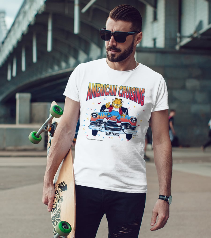 Garfield American Cruising Babe Patrol Vintage Car Fun T-Shirt