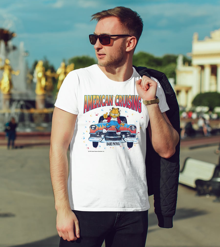 Garfield American Cruising Babe Patrol Vintage Car Fun T-Shirt
