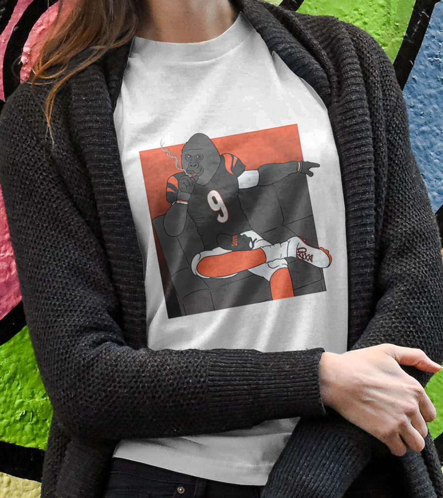 Harambe Smoking Gorilla Wearing Number 9 Jersey Sitting On Couch T-Shirt