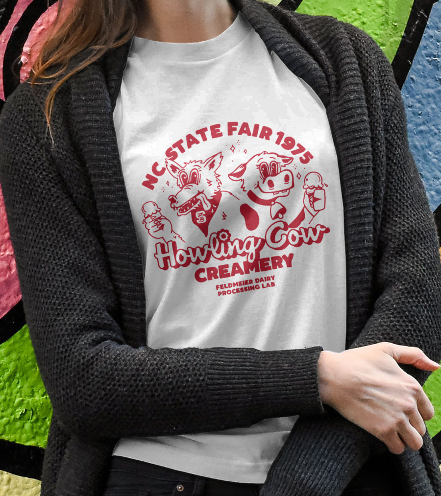 NC State Fair 1975 Howling Cow Creamery Feldmeier Dairy Processing Lab T-Shirt