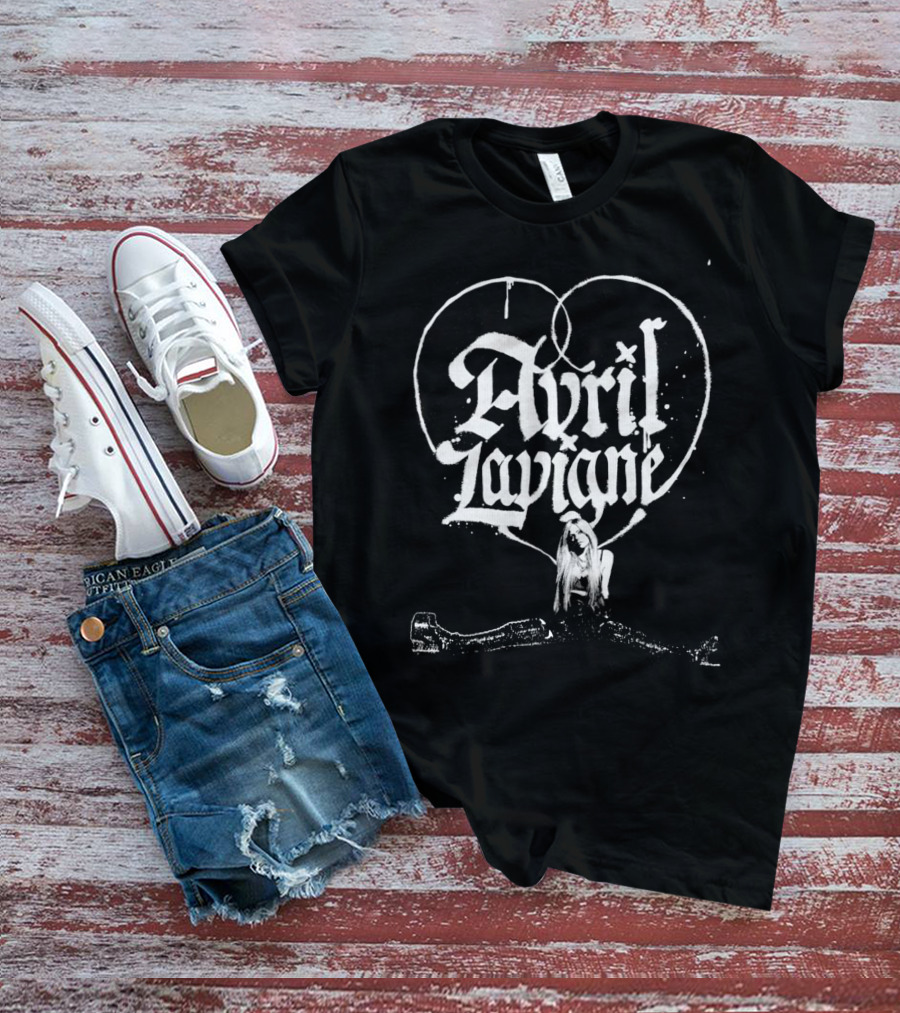 Avril Lavigne Heart Logo Album T-Shirt