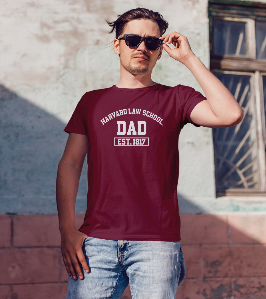 Harvard Law School Dad Est 1817 Aiden Thomas T-Shirt