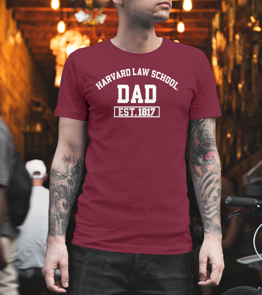 Harvard Law School Dad Est 1817 Aiden Thomas T-Shirt