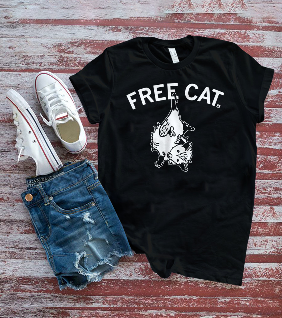 Free Cat Didelphis Virginiana Hanging T-Shirt