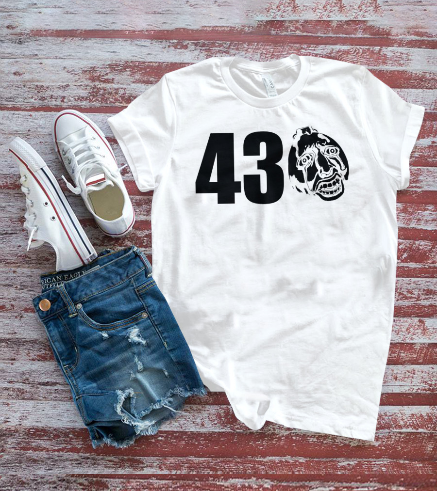 Robb Banks 430 Egg Face T-Shirt