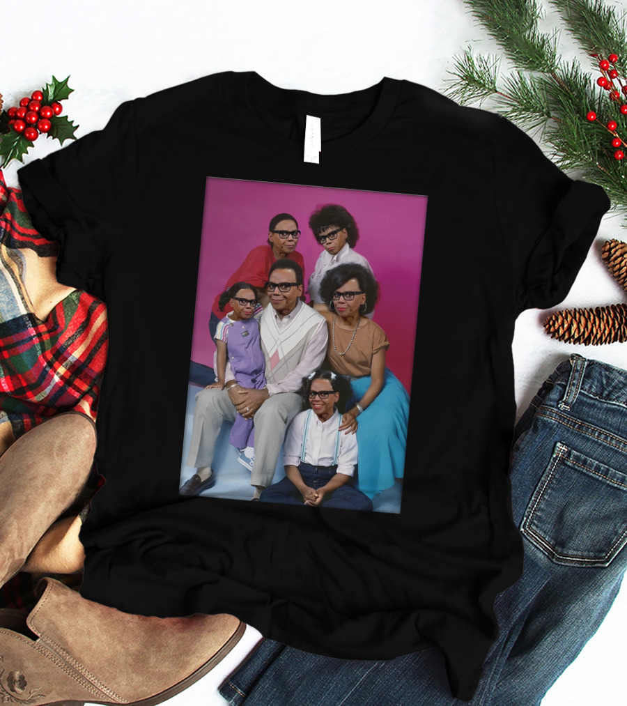 Mcdonkey Designs Keeping Up With The Ru's Family Portrait With Glasses On Pink Background T-Shirt