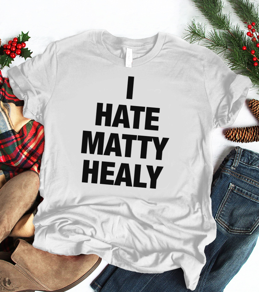 Emmyhartman Wearing I Hate Matty Healy T-Shirt