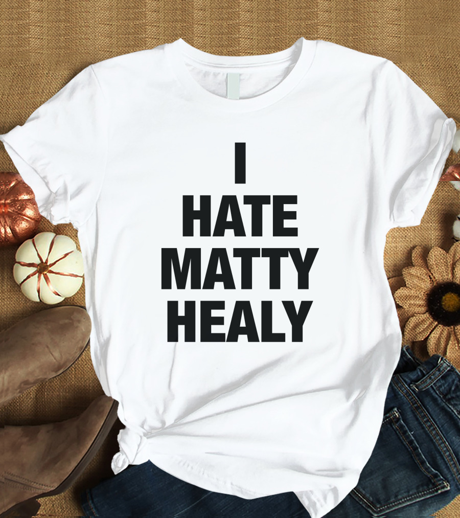 Emmyhartman Wearing I Hate Matty Healy T-Shirt