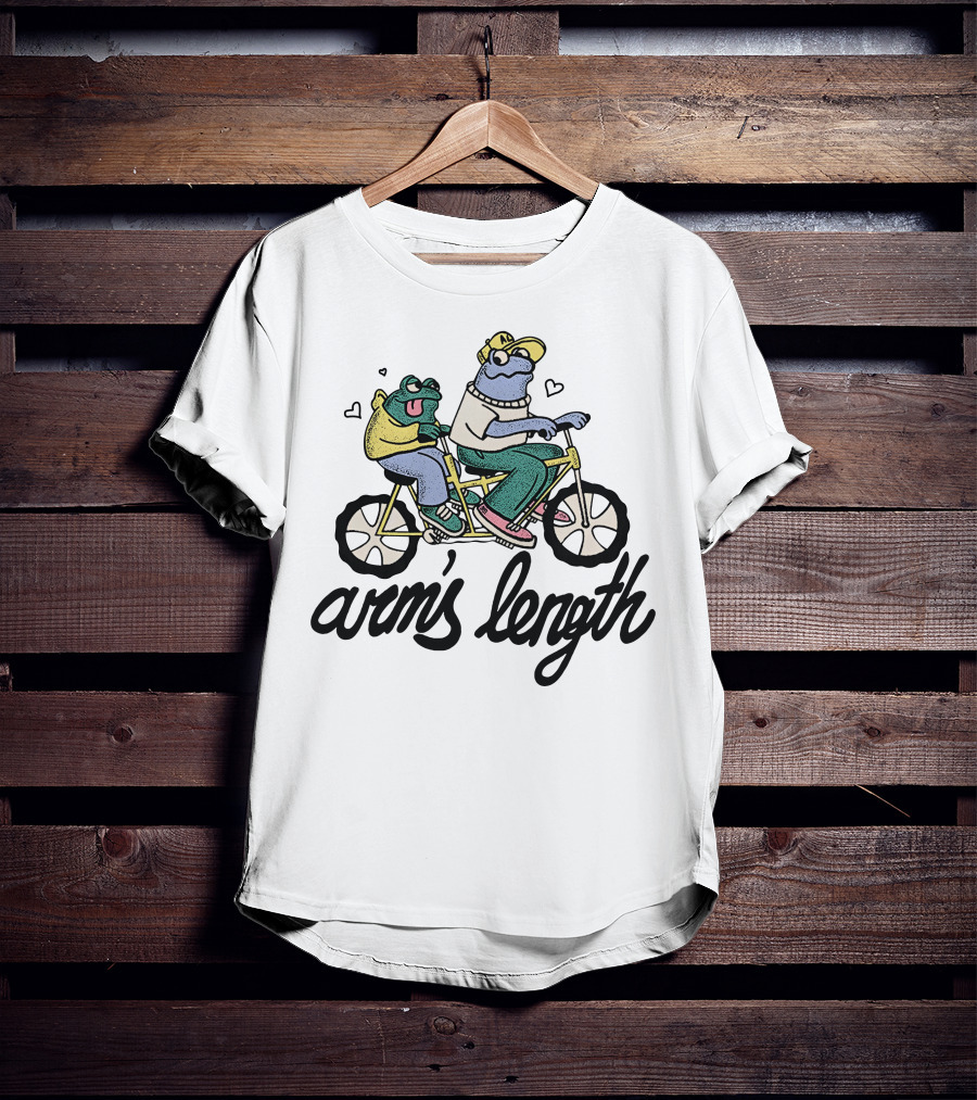 Arm's Length Frog And Toad Tandem Bicycle Hearts T-Shirt