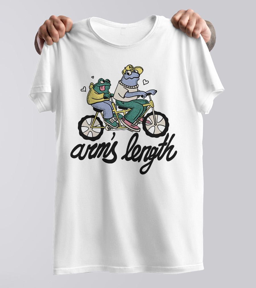 Arm's Length Frog And Toad Tandem Bicycle Hearts T-Shirt