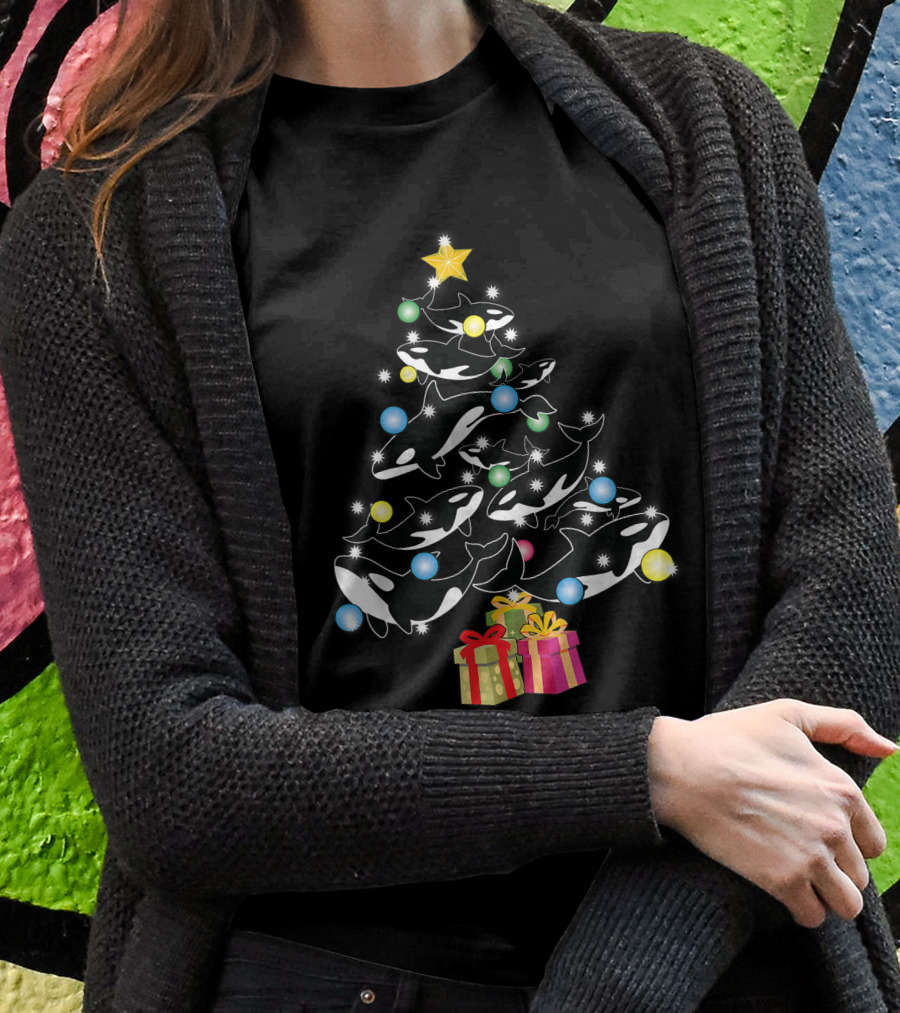 Christmas Orca Whales Tree With Gifts And Decorations T-Shirt